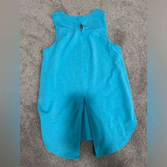 Kids Top - Picture 3 of 3